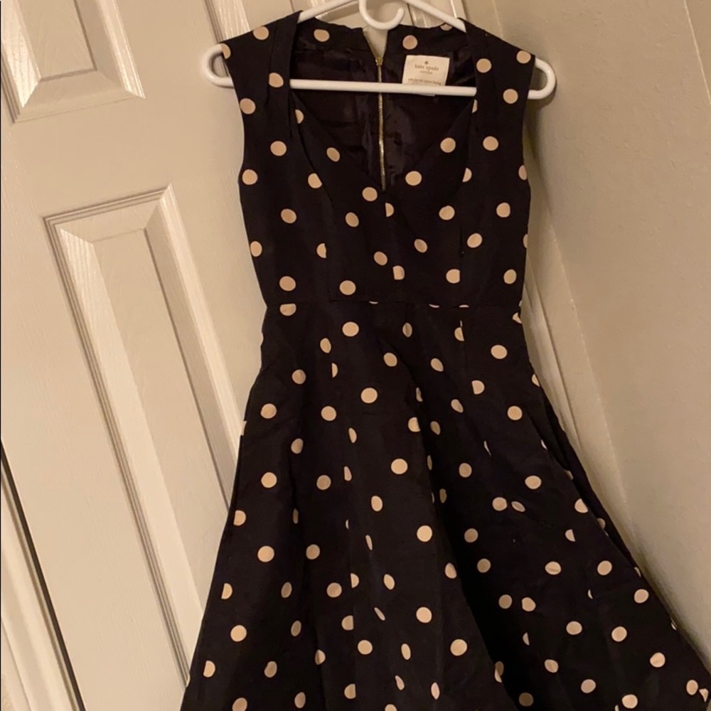 V neck dress
